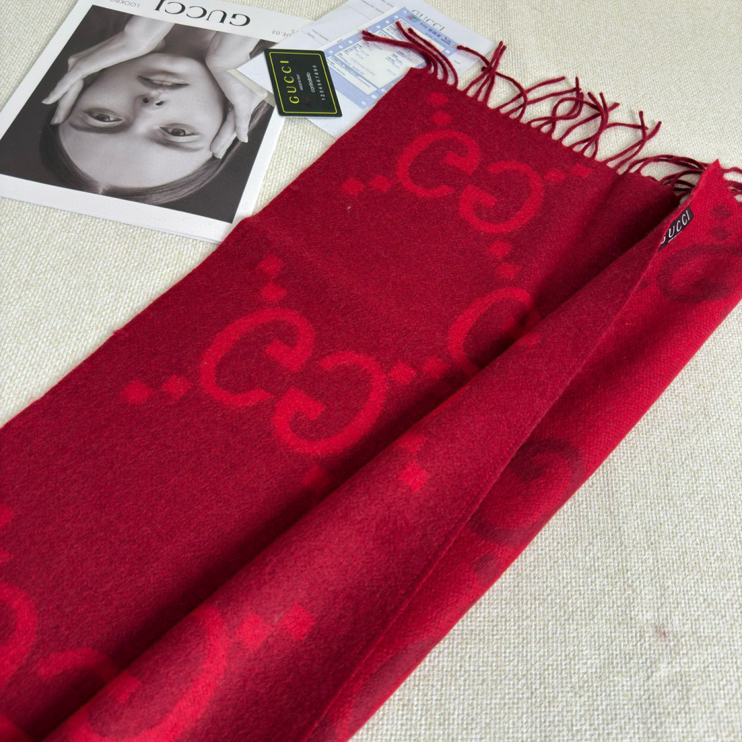 Gvc*1 scarf 45x200cm 100% cashmere
