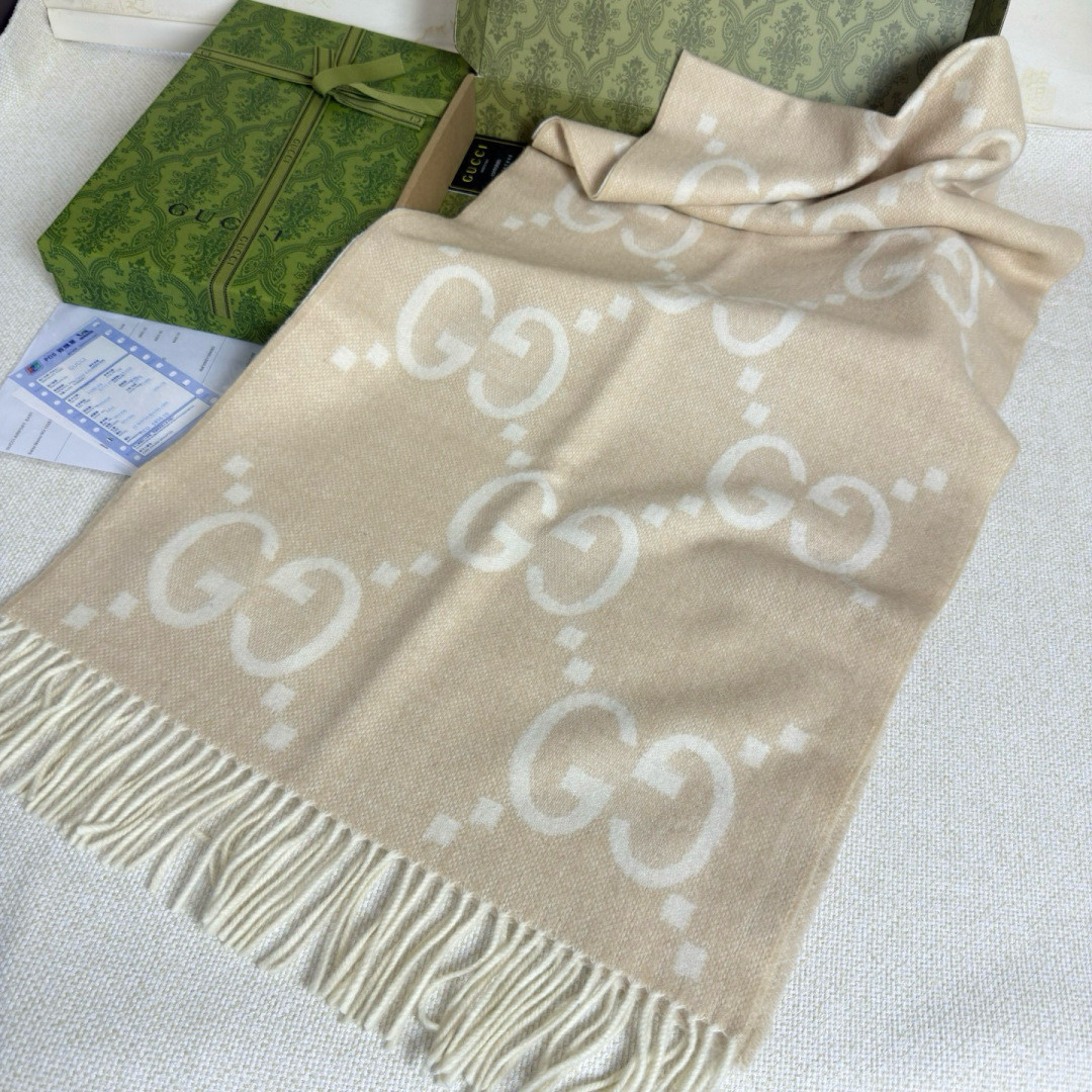 Gvc*1 scarf 45x200cm 100% cashmere