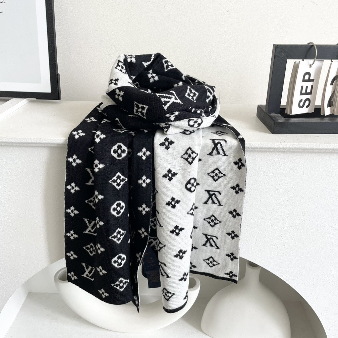 l0vis Vvtt0n scarf 32x180cm