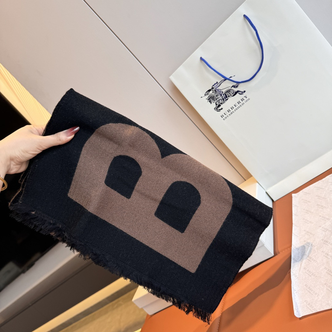 Bv*b*rry scarf 36x180cm
