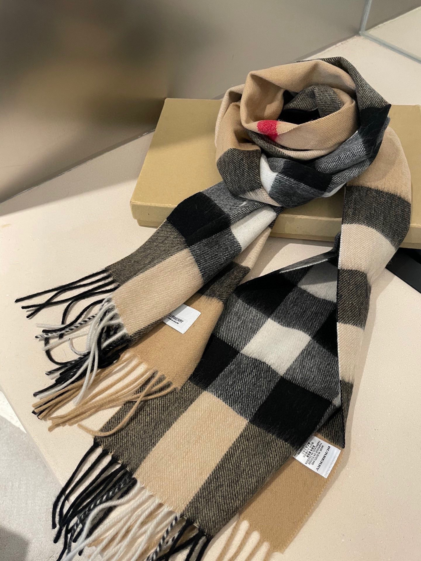 Bv*b*rry scarf 35x180cm
