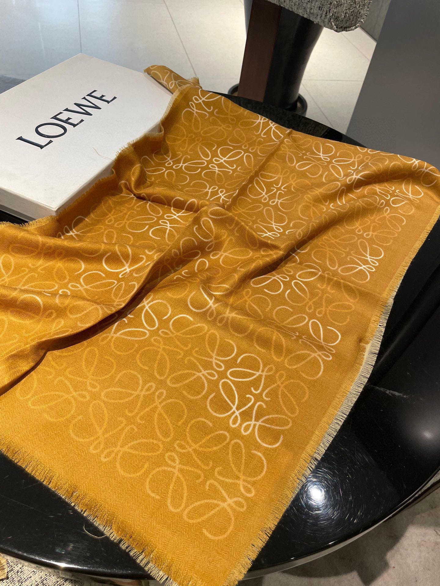 L0ew* scarf 45x200cm