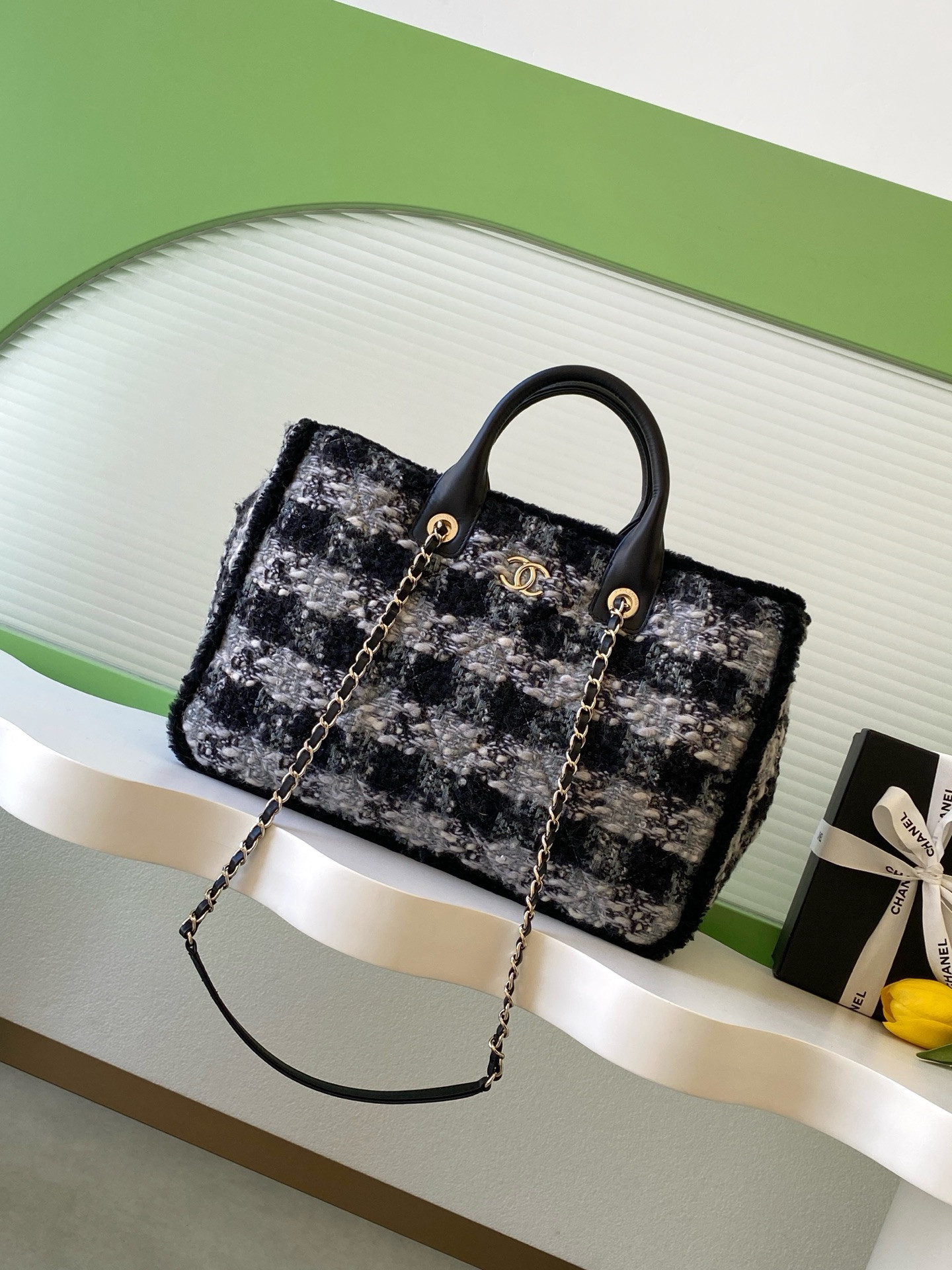 Ch**el Shopping Bag 27.5x39.5x16cm