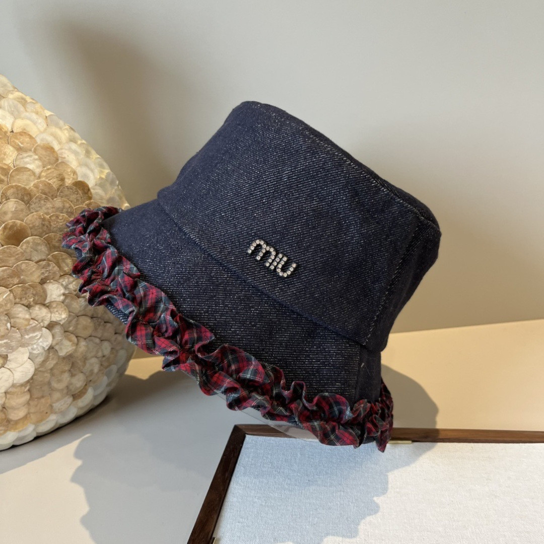 M1v M1v bucket hat 57cm head circumference