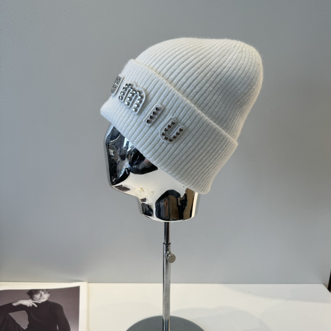 M1v M1v beanie