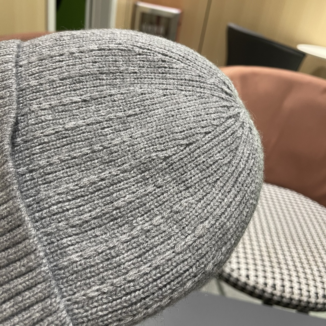 Ba1en*iaga beanie