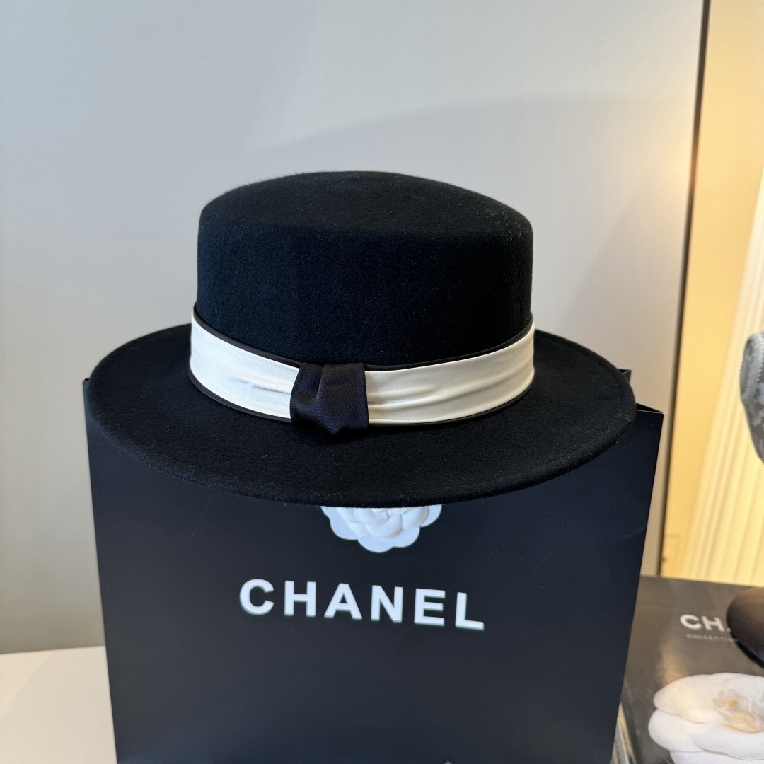 Ch**el wool felt hat 57cm head circumference