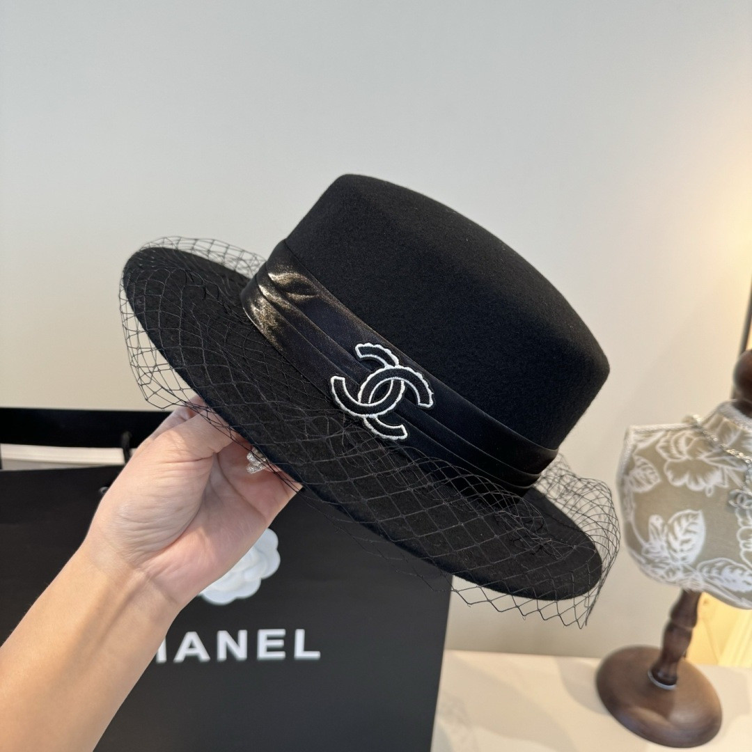 Ch**el wool felt hat 57cm head circumference
