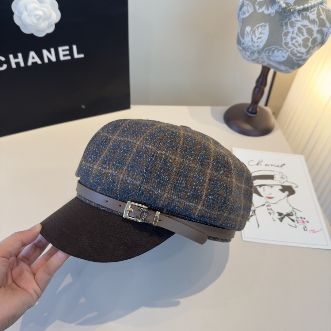 Ch**el newsboy cap 57cm head circumference