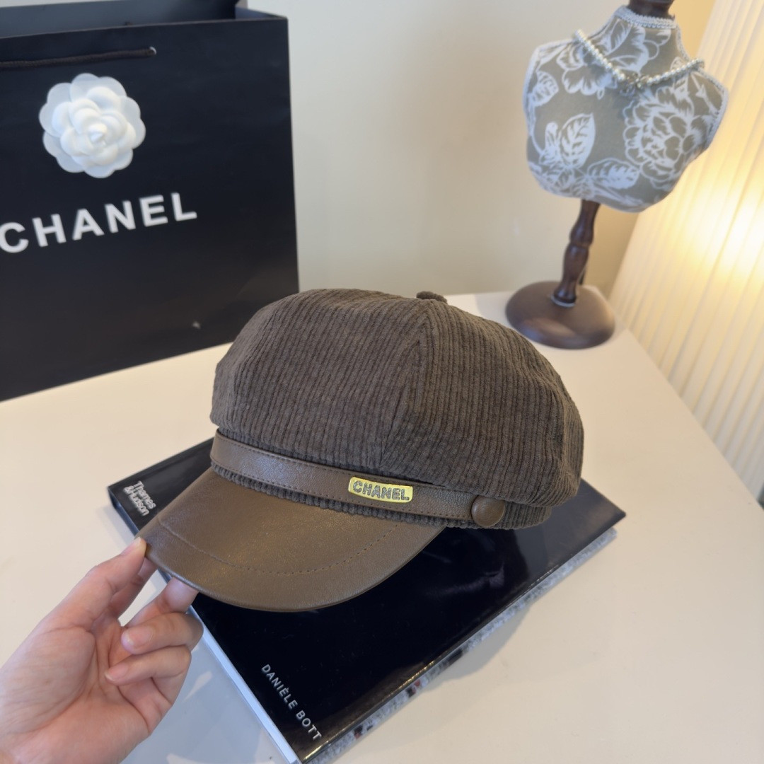 Ch**el newsboy cap 57cm head circumference