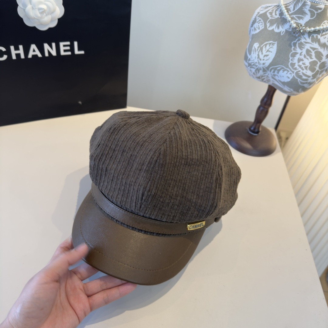 Ch**el newsboy cap 57cm head circumference