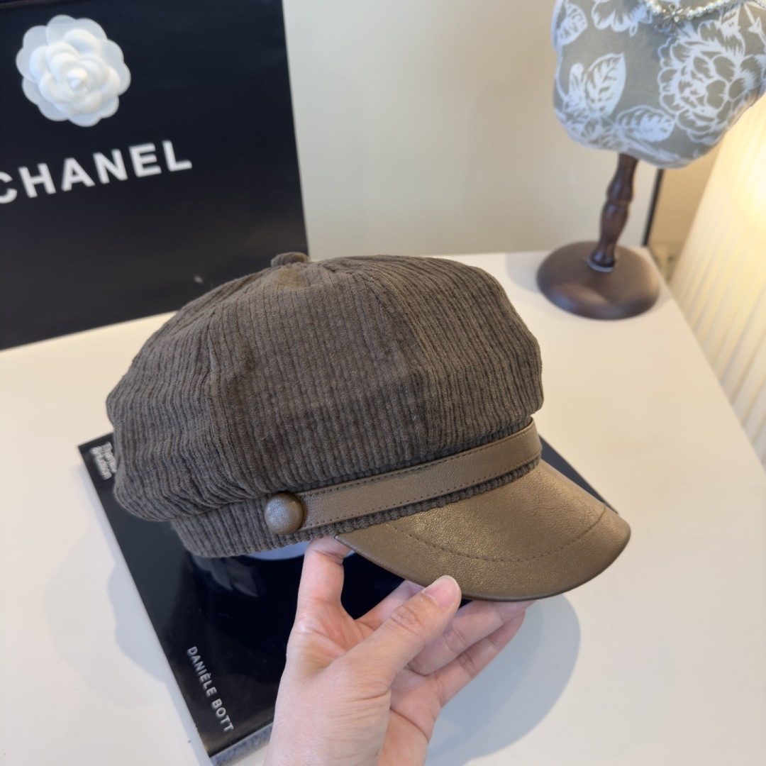 Ch**el newsboy cap 57cm head circumference