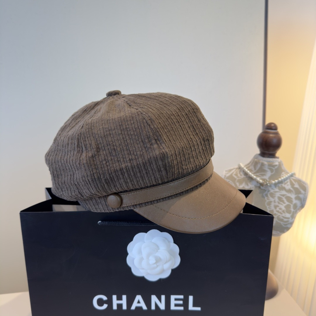 Ch**el newsboy cap 57cm head circumference
