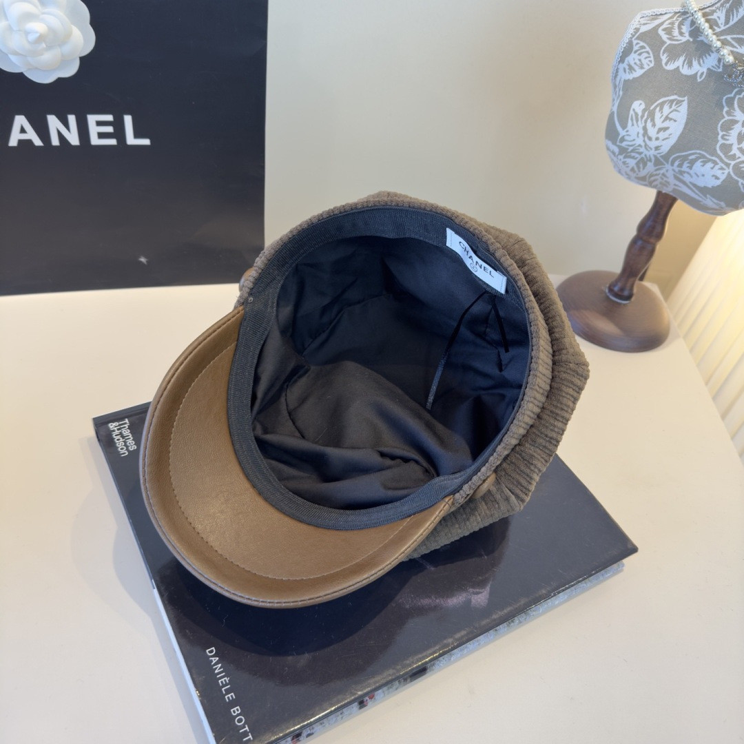 Ch**el newsboy cap 57cm head circumference