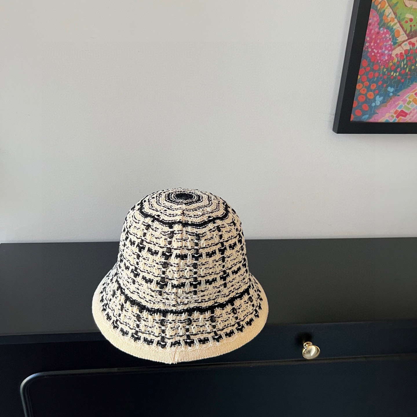 Ch**el bucket hat