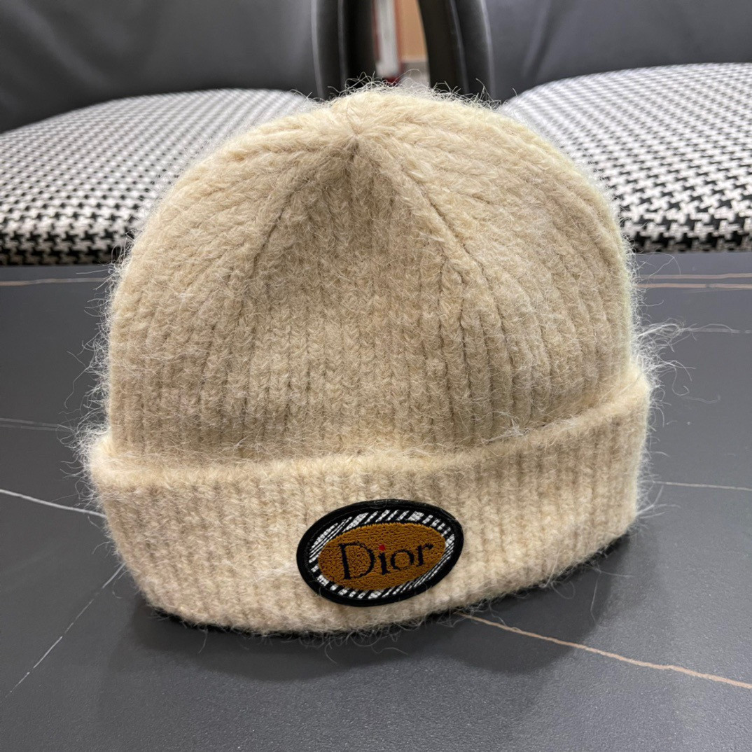 D10r beanie