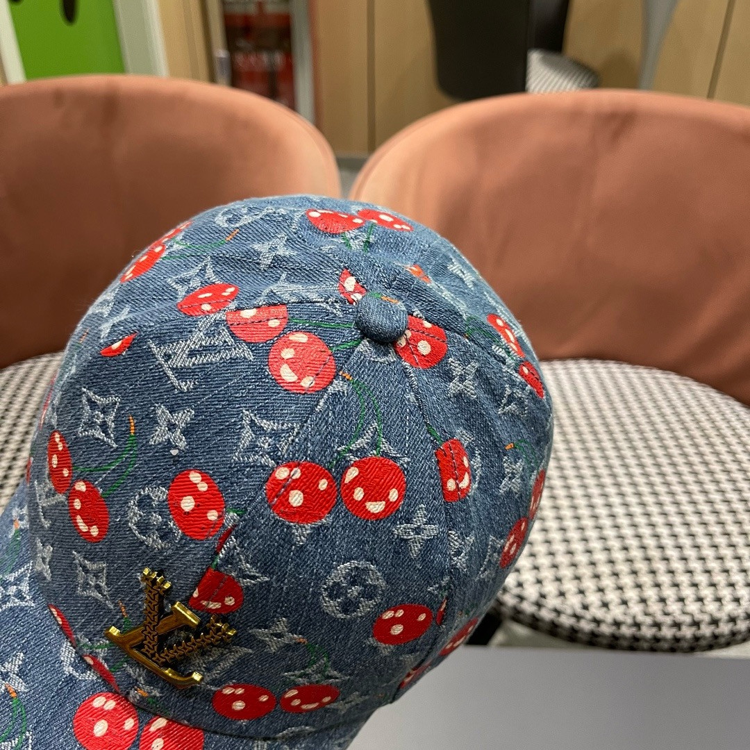 l0vis Vvtt0n baseball cap