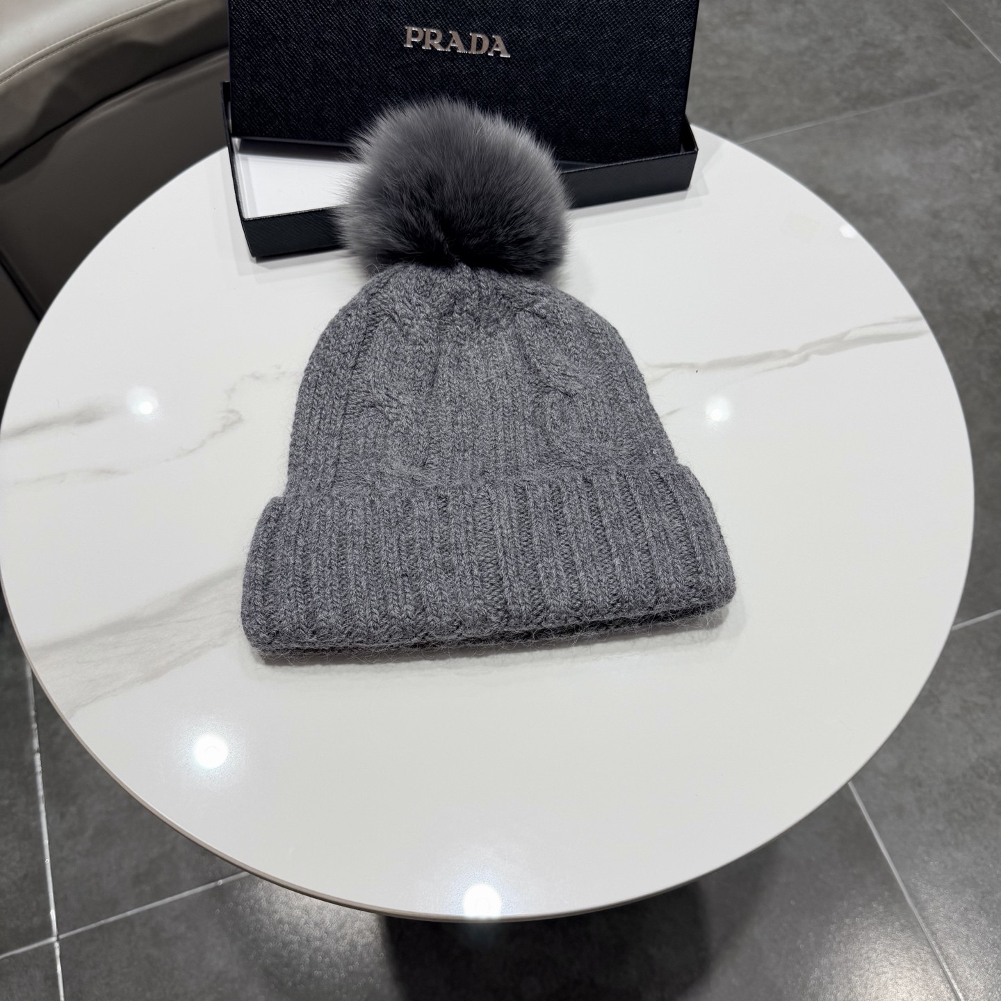 Pra*a beanie