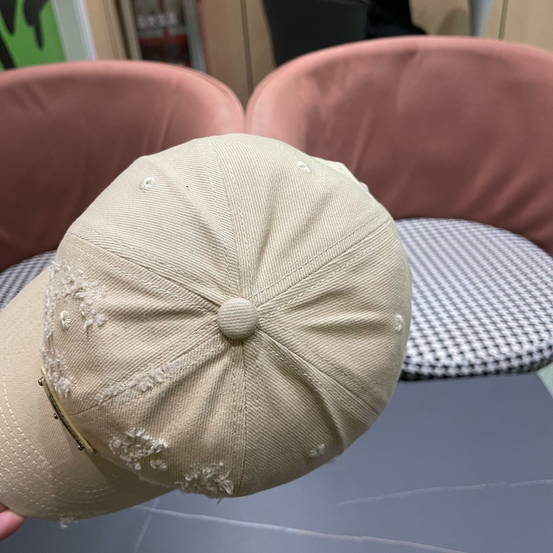 Pra*a baseball cap