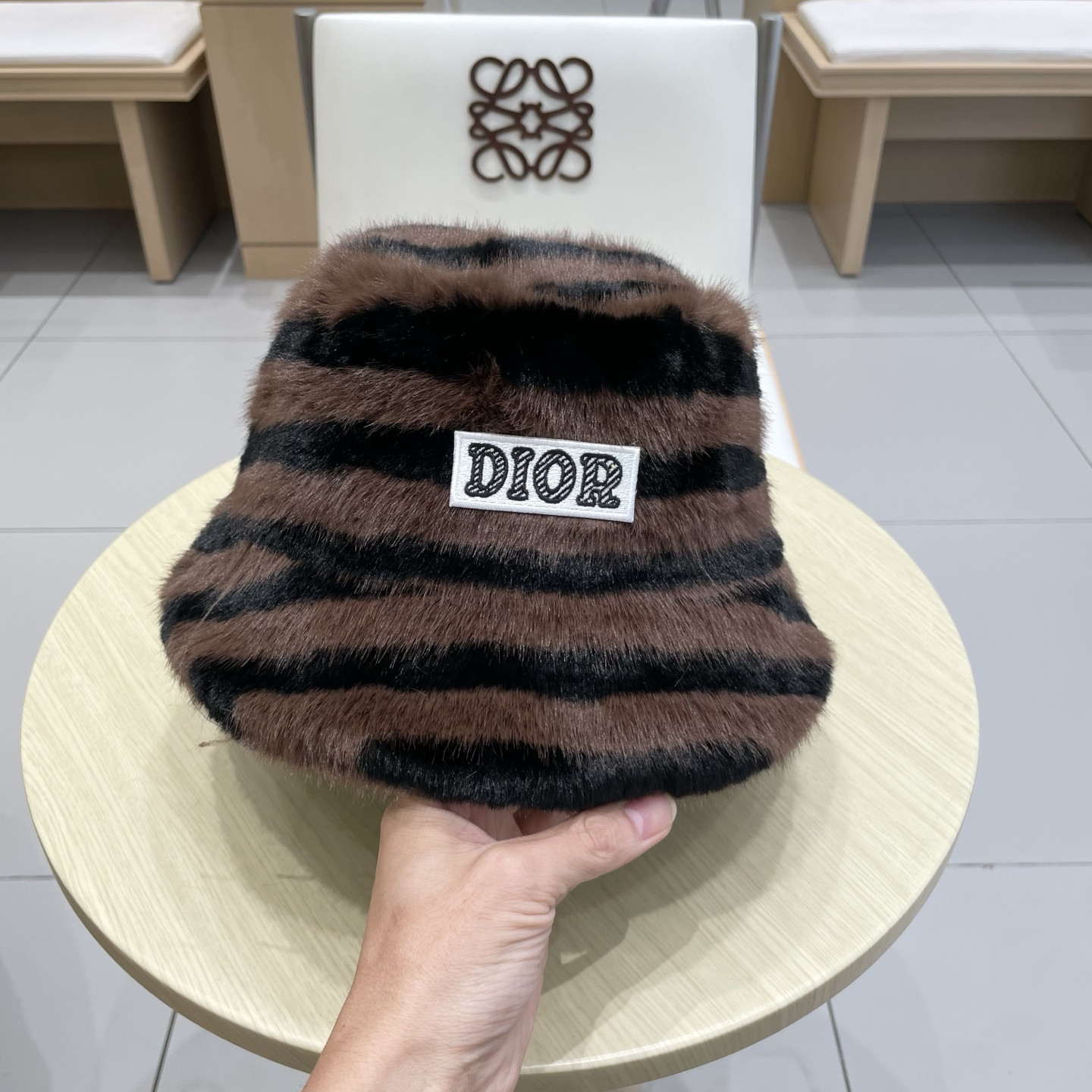 Pra*a bucket hat