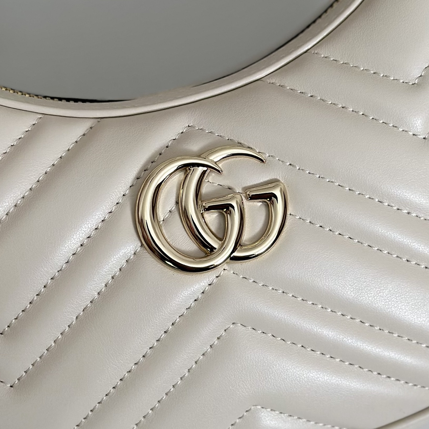 Gvc*1 GG Marmont Small Shoulder Bag 21.5x11x5cm