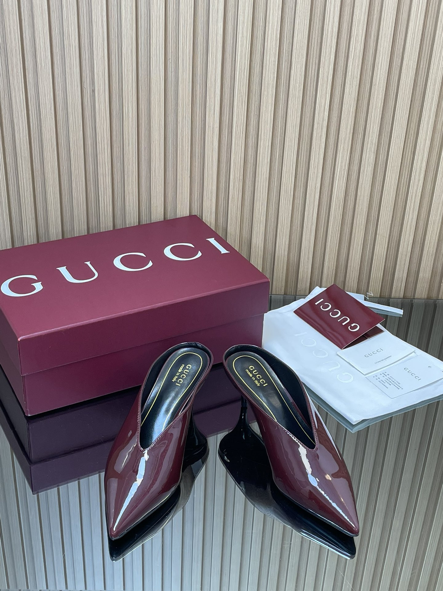 ua Gvc*1 97 heeled mule