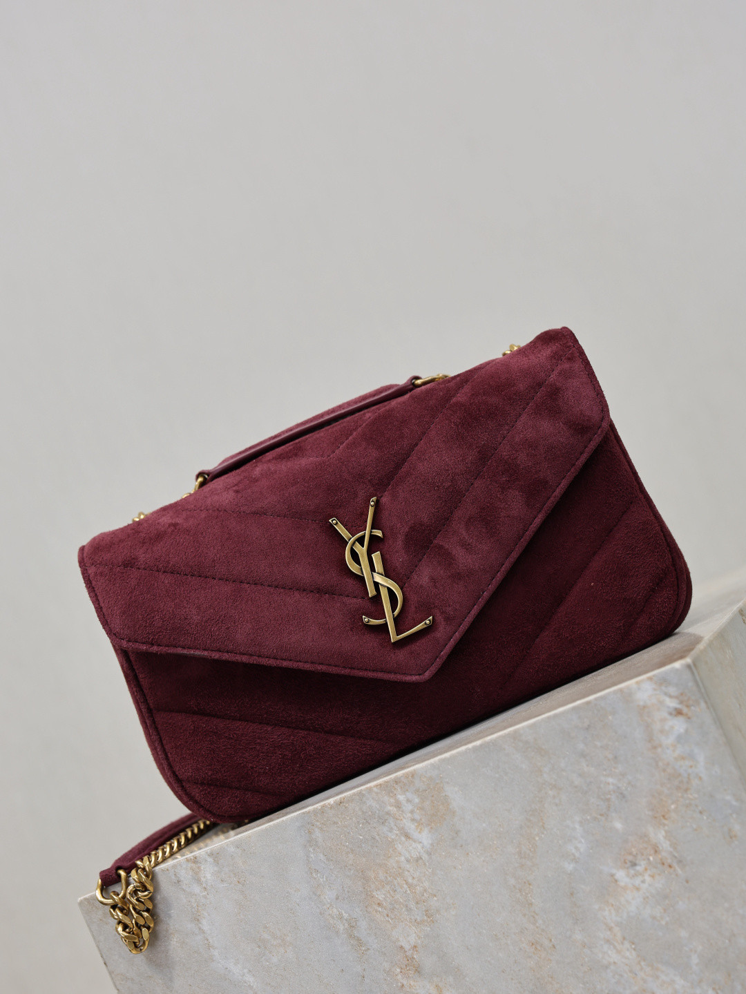 Y51 loulou small in suede 24x14x6cm