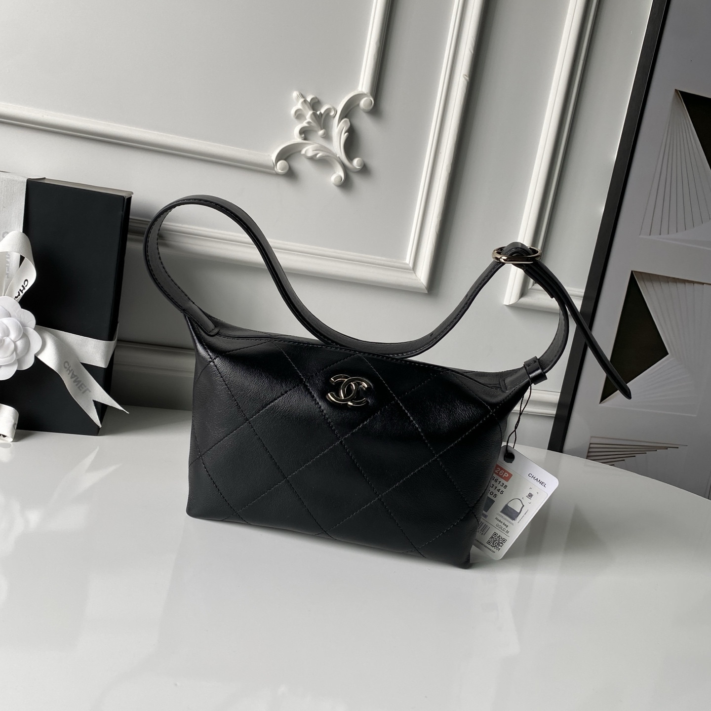 Ch**el hobo handbag 13x23x8cm