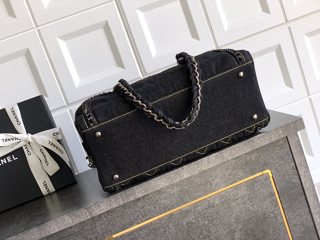 ch**el De*1m cc boston bag 33x20.5x15cm