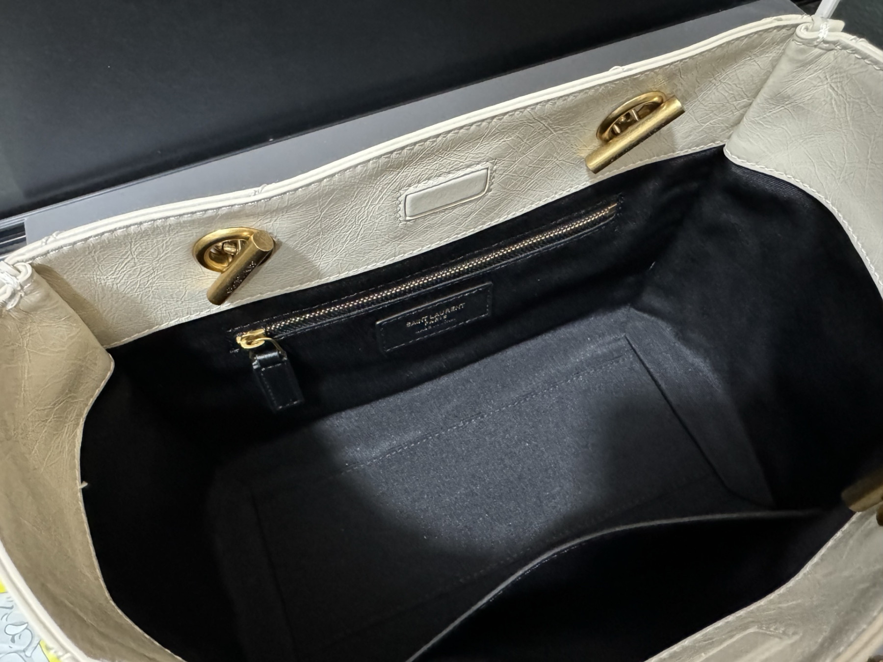 Y51 niki small shopping in vintage leather 25x19x10cm