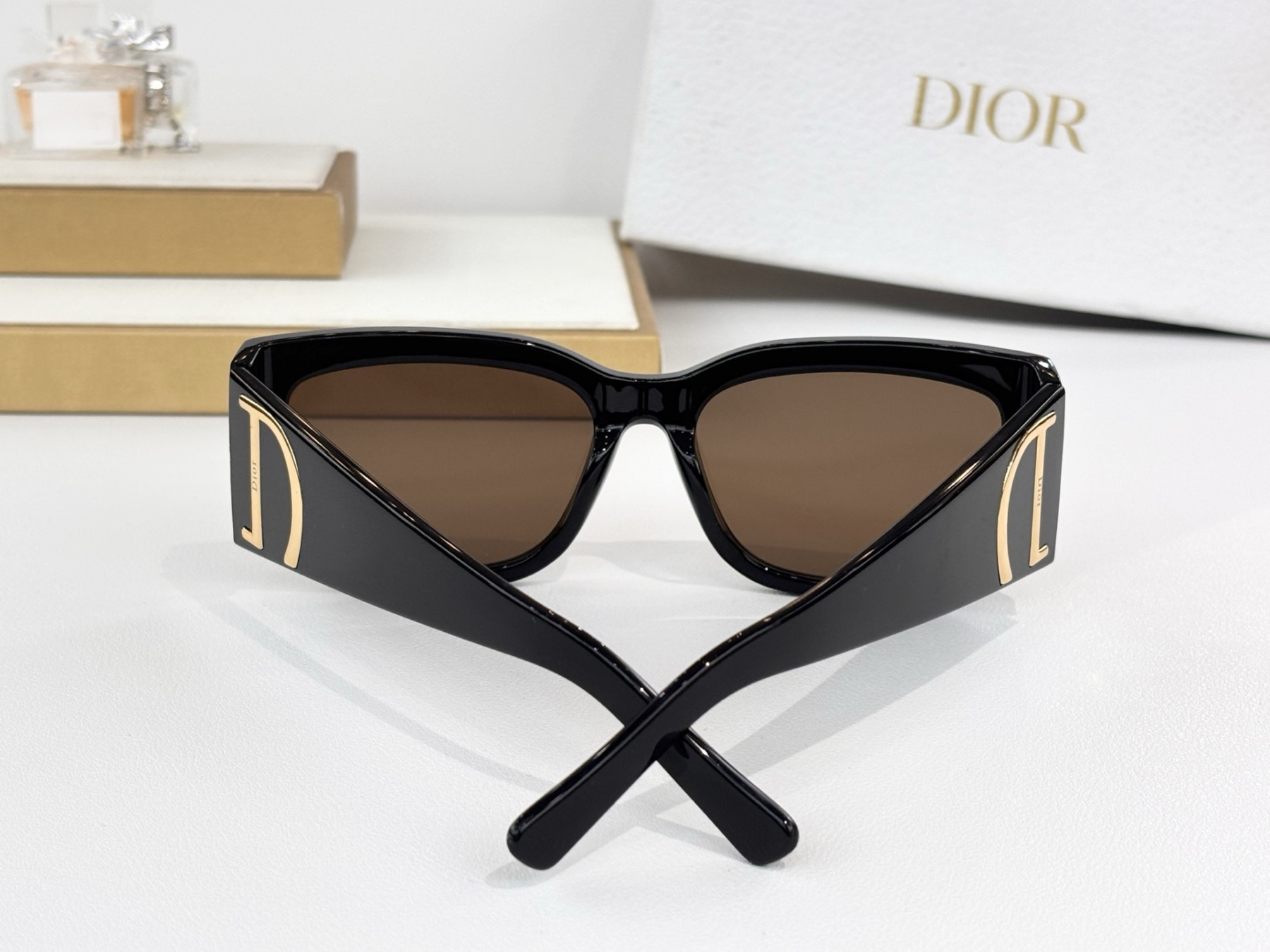 d10r glasses cd D1am0nd s11f 55-18-140