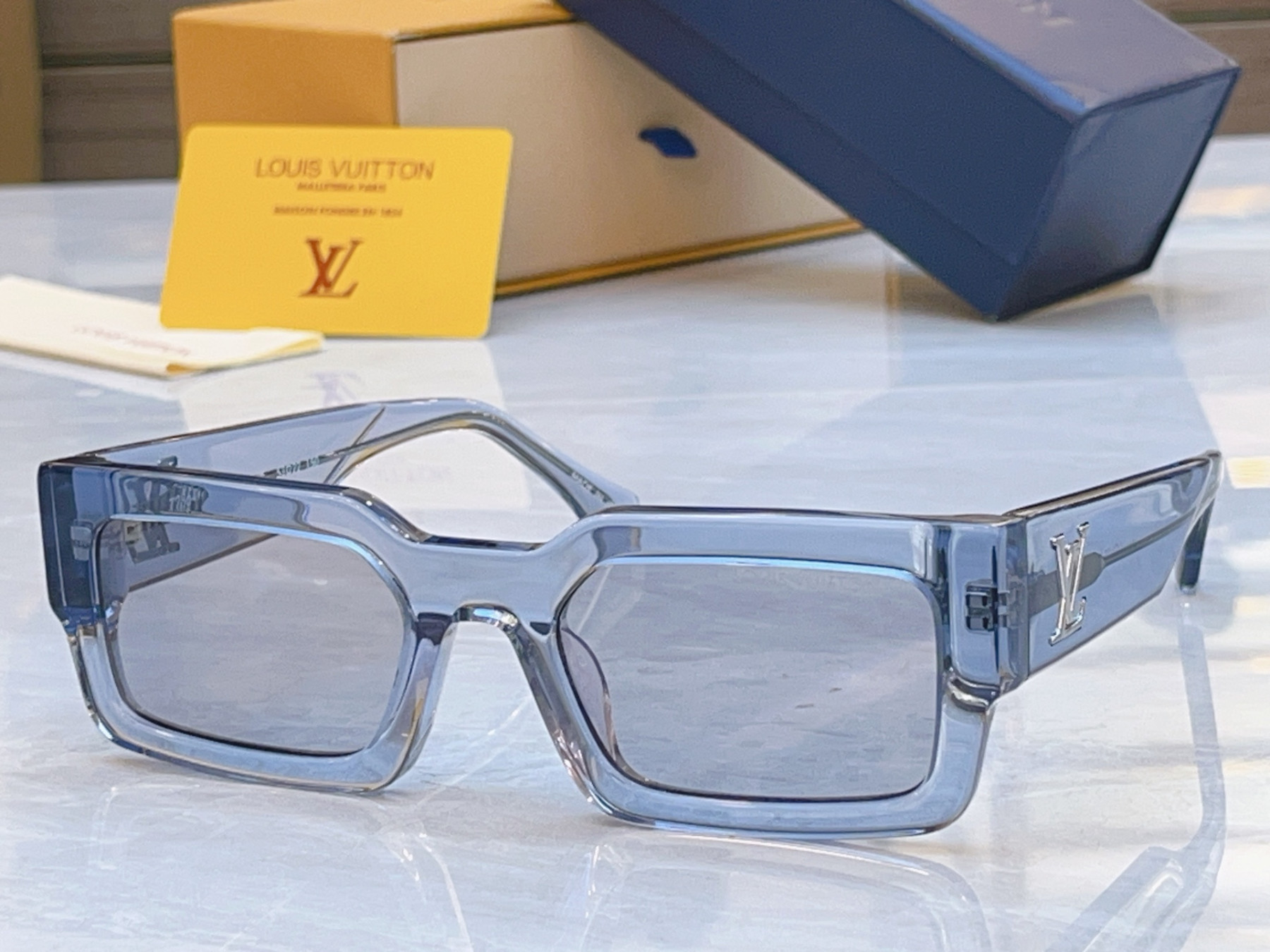 LV Glasses Z2864W 53-22-150
