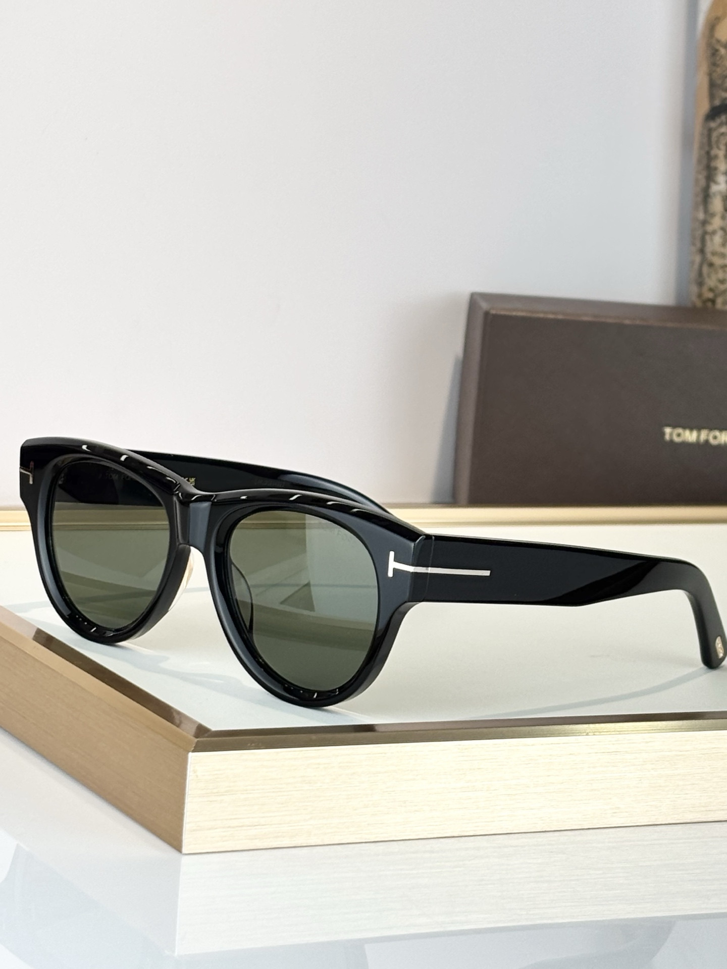 t0m F0rd glasses tf1305 52-19-145