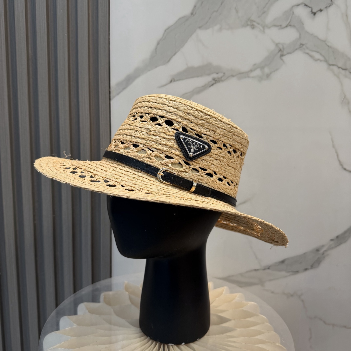Pra*a straw hat