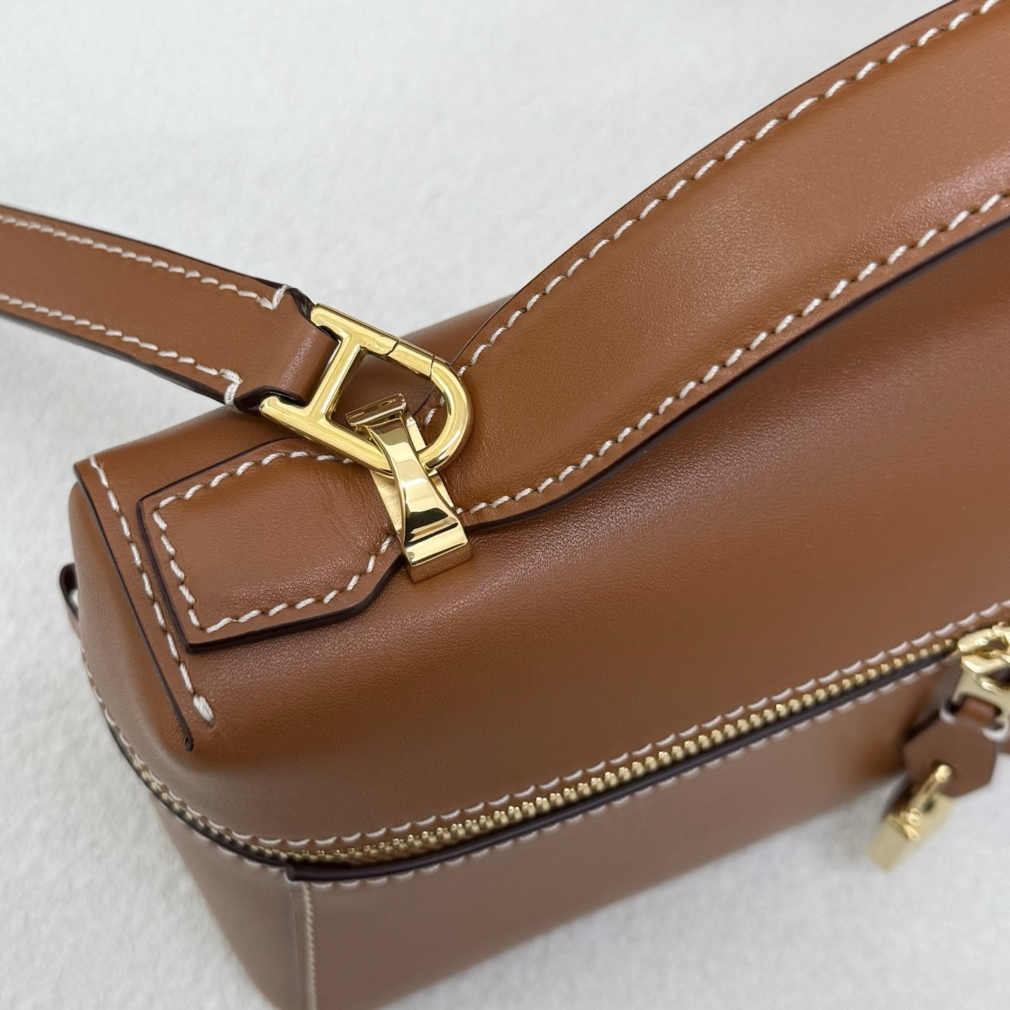 L0r0 P1ana extra bag l23 23x12x7cm