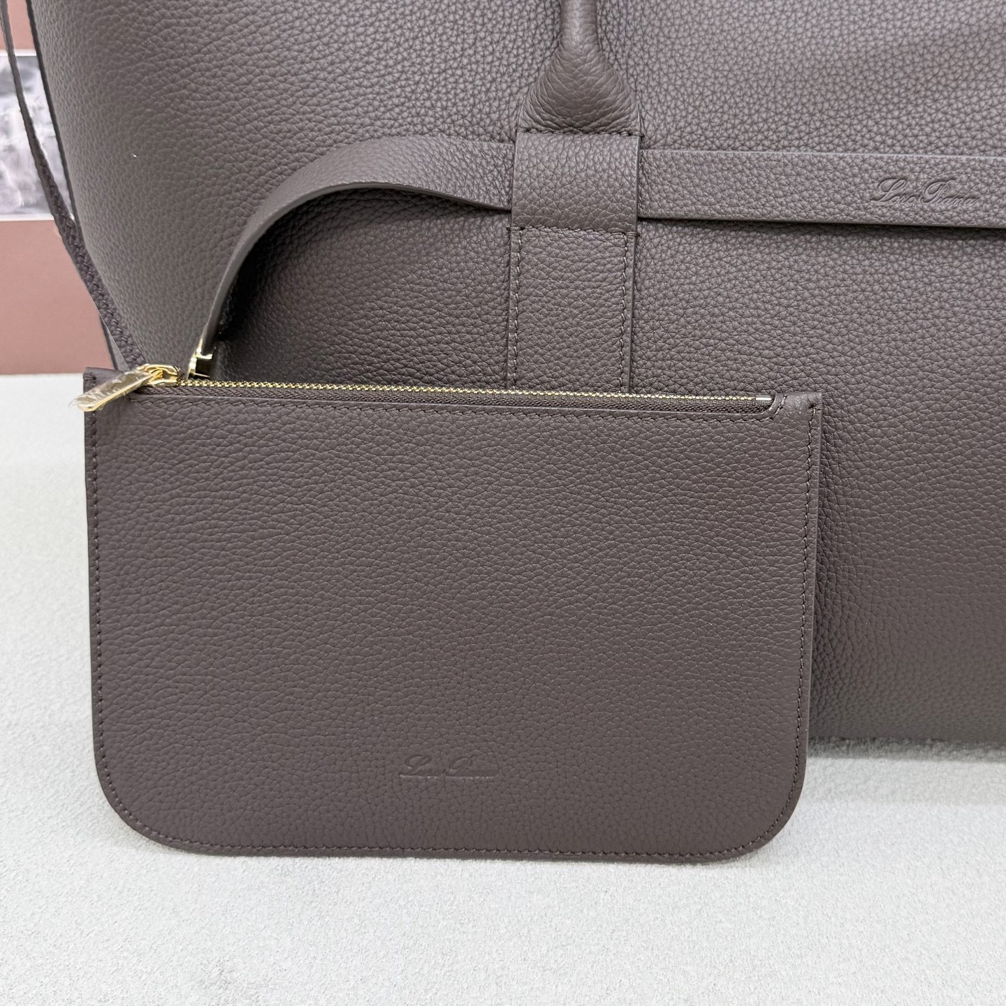 L0r0 P1ana large ghiera shopper 40x26x18cm