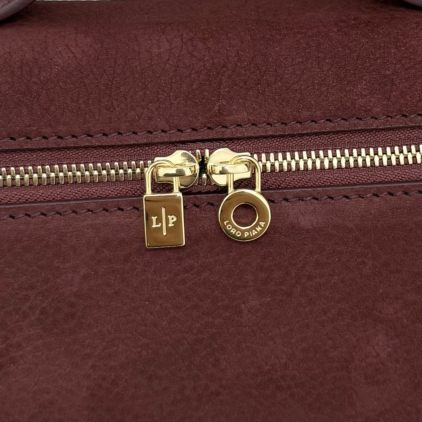 L0r0 P1ana extra pocket l19 11 x 19 x 6.5 cm