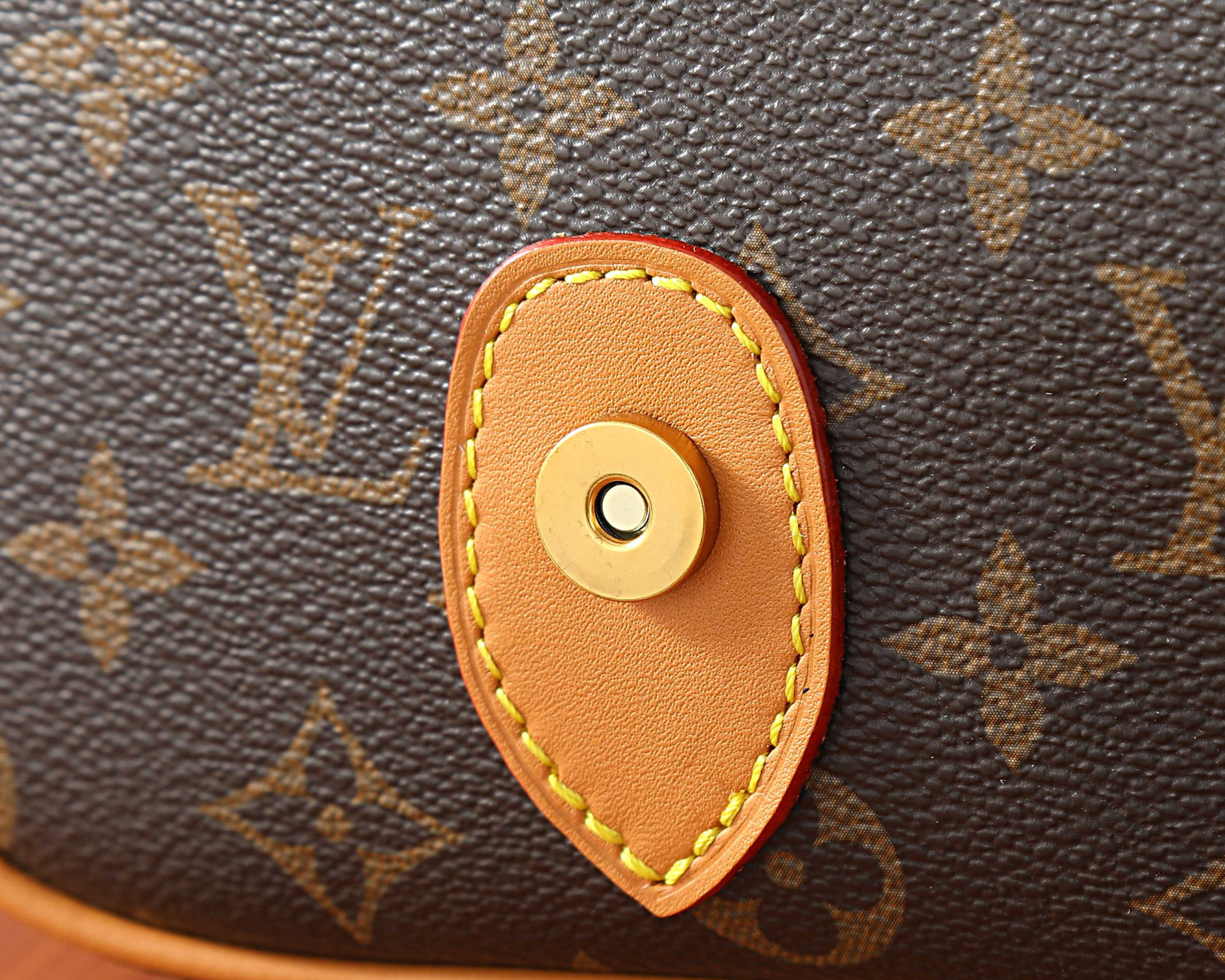 LV Satchel Messenger M14723 35.5x24x12cm