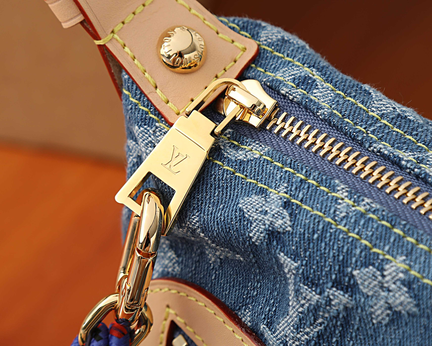 LV Baggy M27329 30x22x13cm