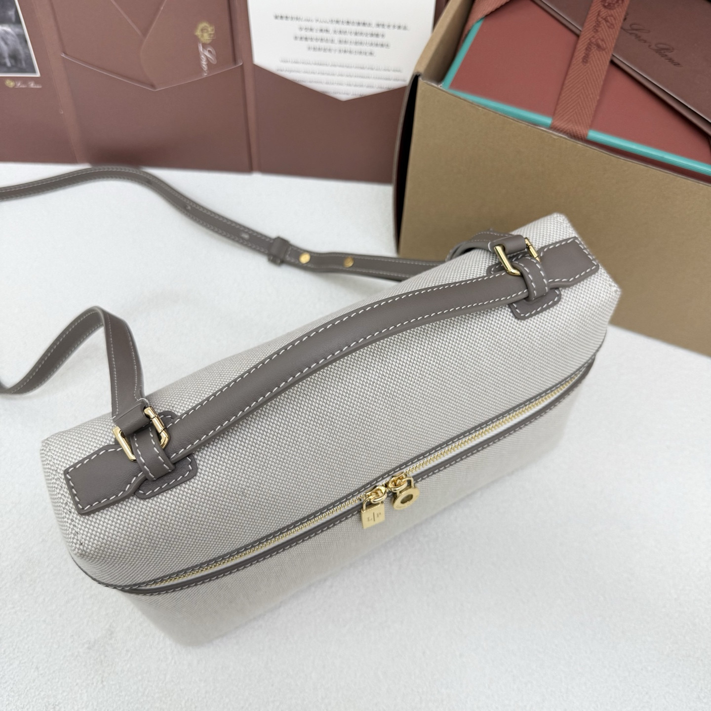 L0r0 P1ana extra pocket l27 16x27x10cm
