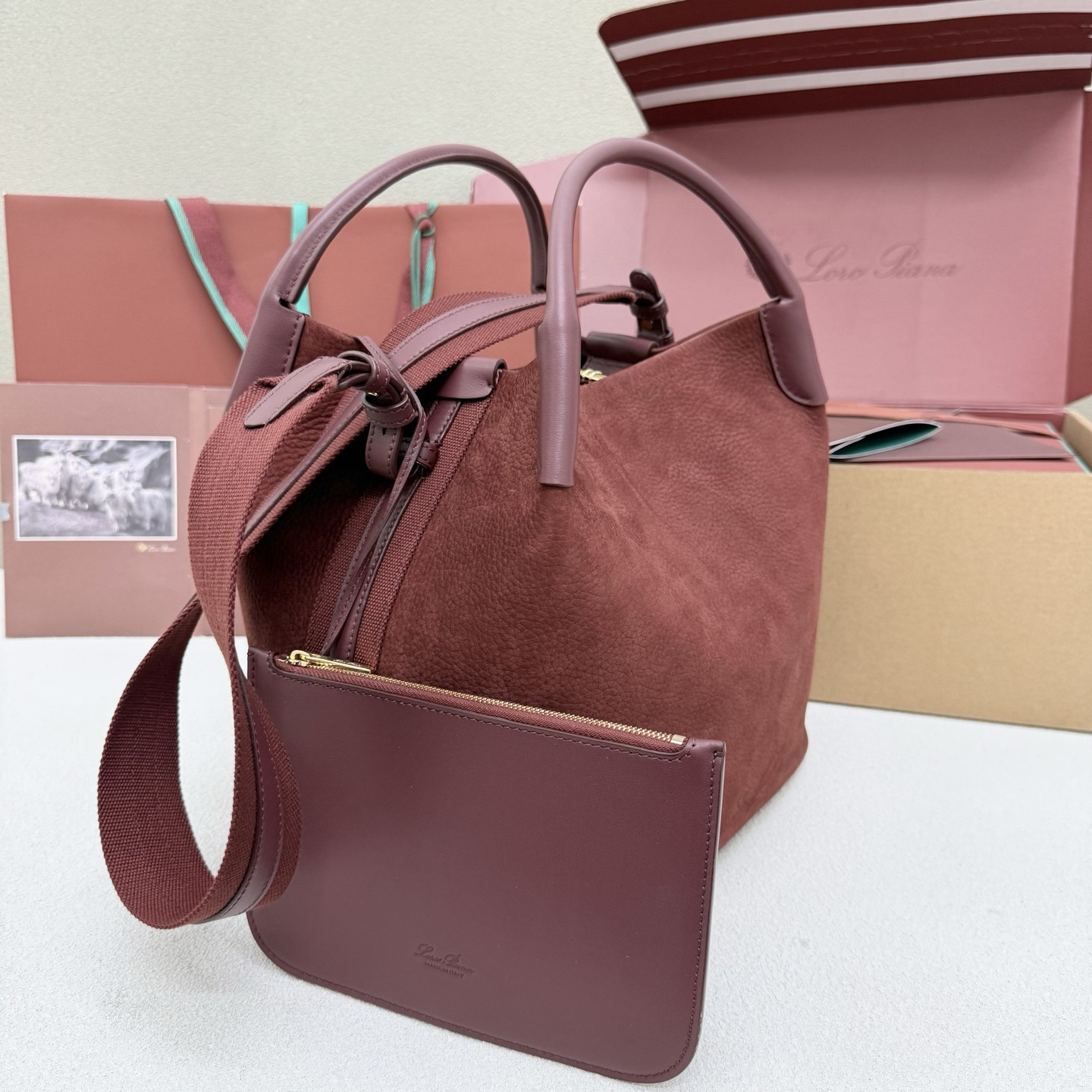 L0r0 P1ana large bale bag 28x36x22cm