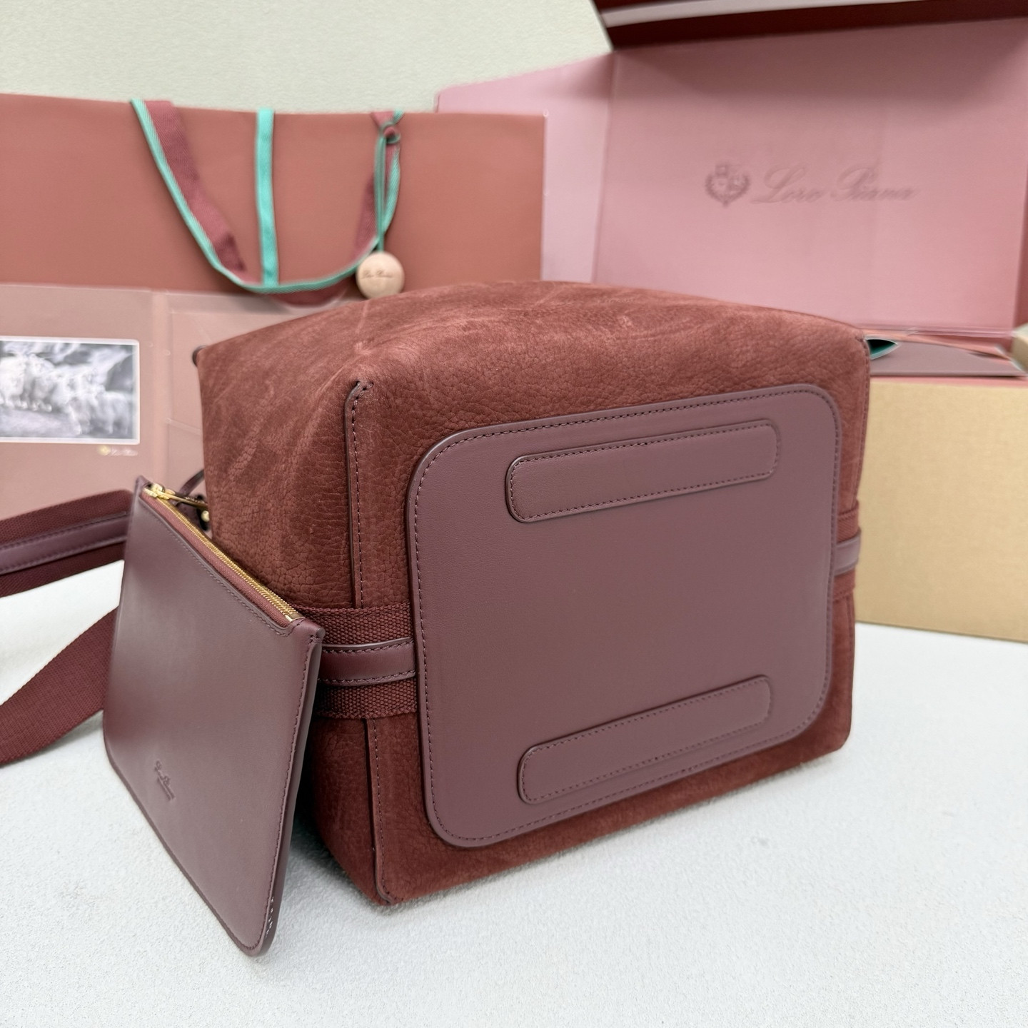 L0r0 P1ana large bale bag 28x36x22cm