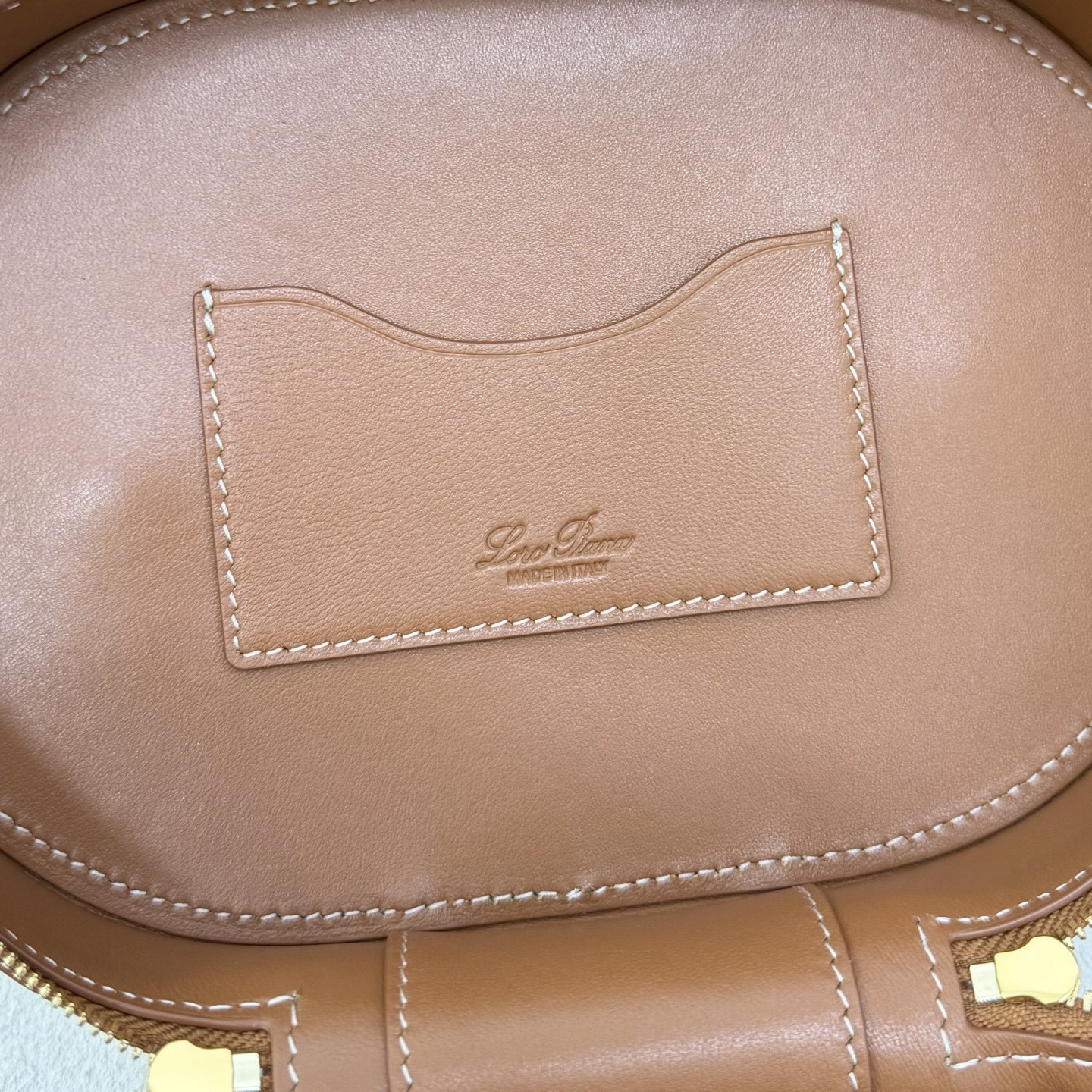 L0r0 P1ana extra vanity case 21x15x12cm