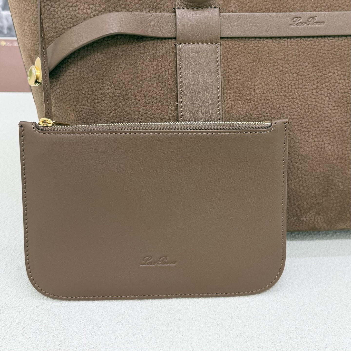 L0r0 P1ana large ghiera shopper 40x26x18cm