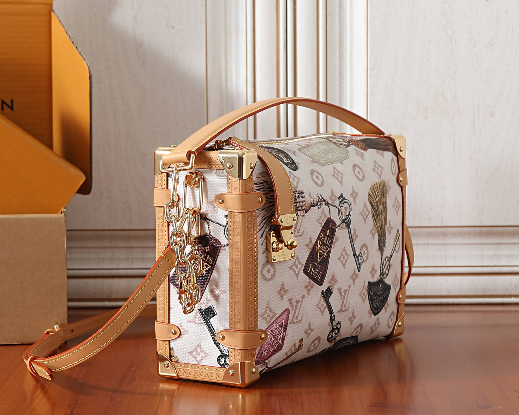 LV SIDE TRUNK Medium Handbag M29355 30x20x10cm