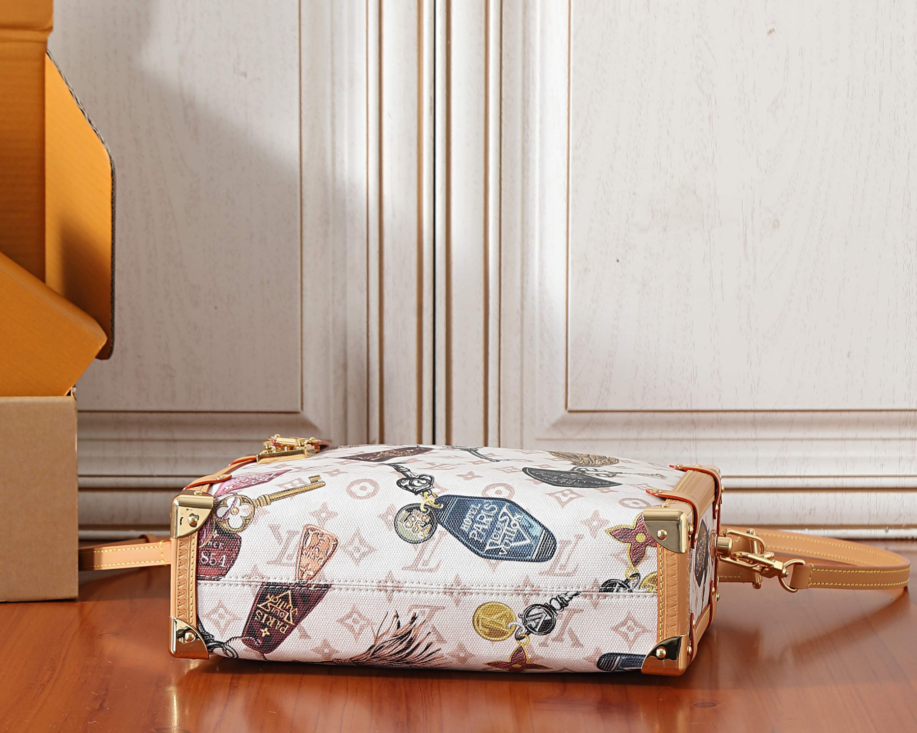 LV SIDE TRUNK Medium Handbag M29355 30x20x10cm