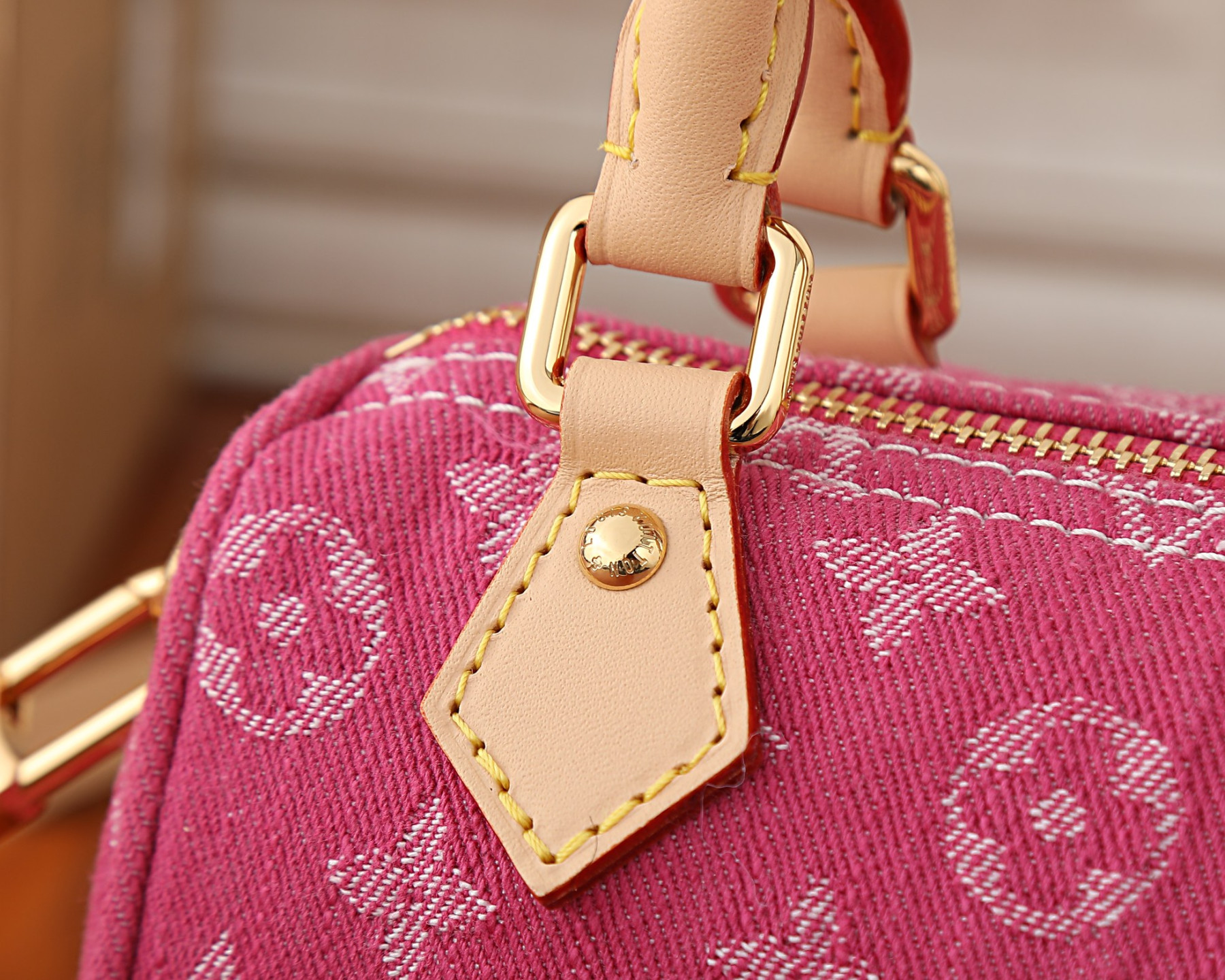 LV Nano Speedy M27603 16x10x7.5cm