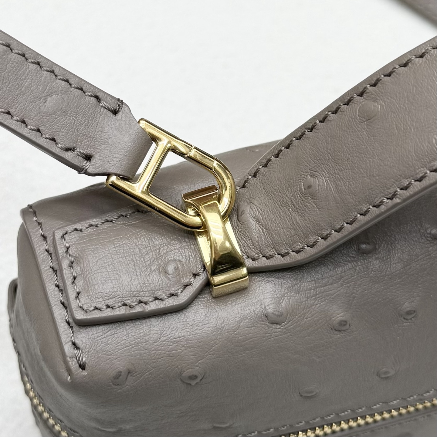 L0r0 P1ana extra bag l23 23x12x7cm