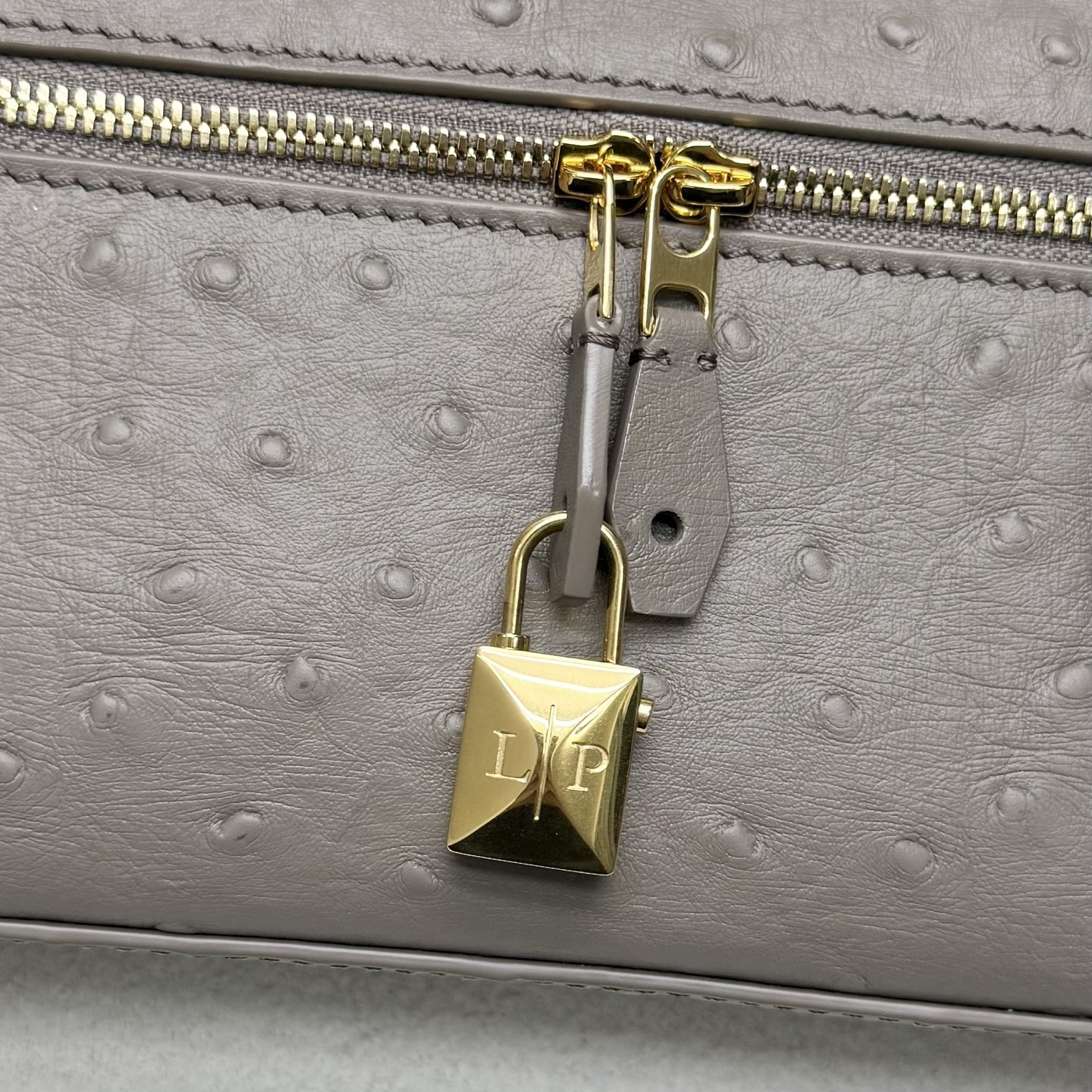 L0r0 P1ana extra bag l23 23x12x7cm