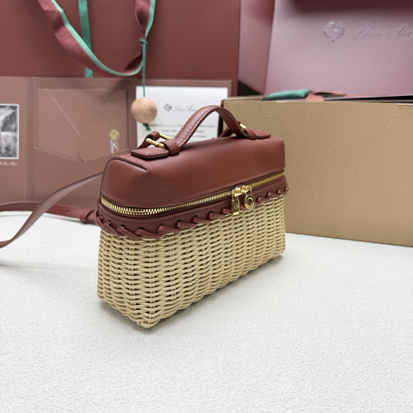 L0r0 P1ana extra pocket l19 wicker bag 19 x 11.5 x 7cm